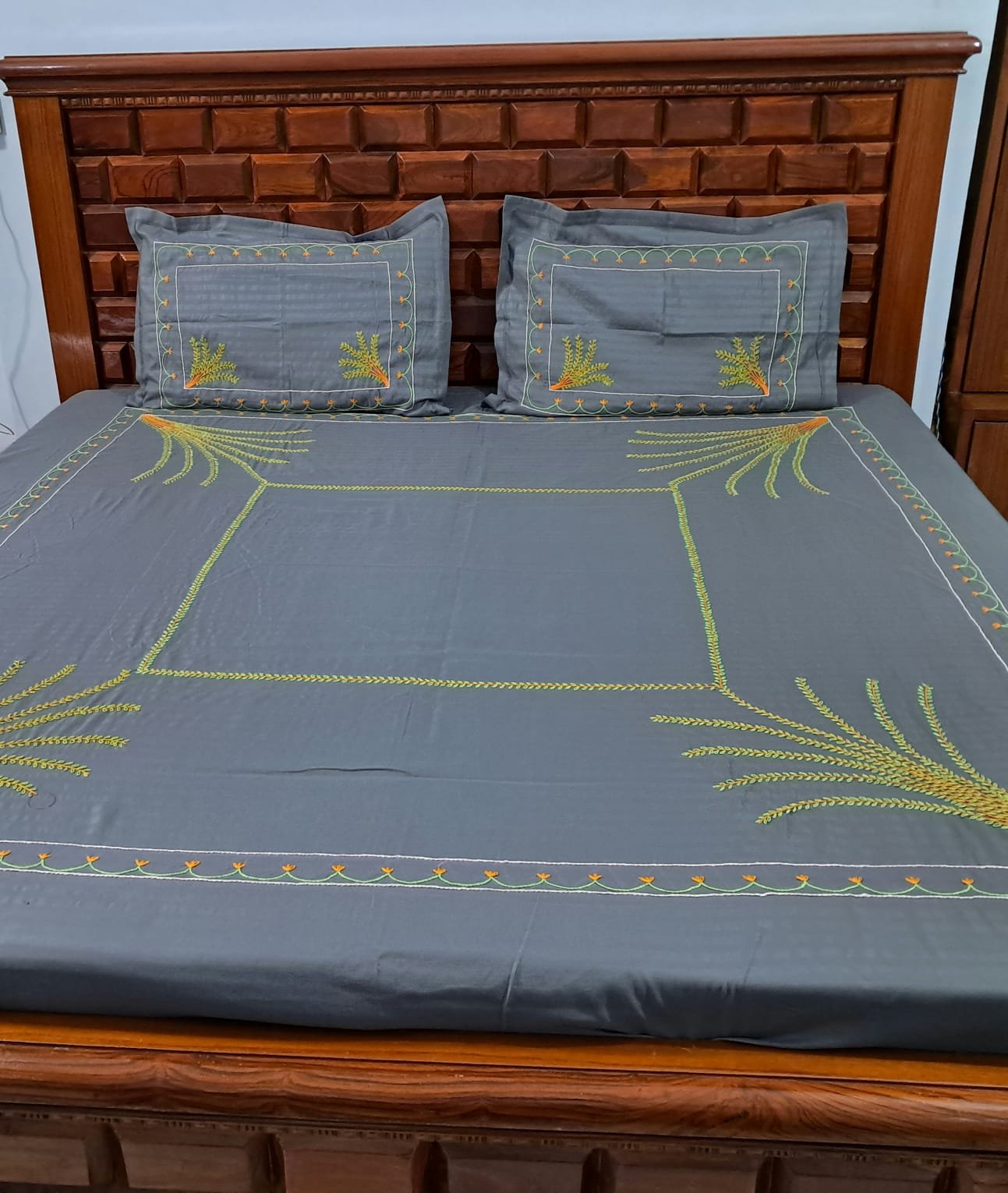 Hand embroidered cotton bedsheet mat N More